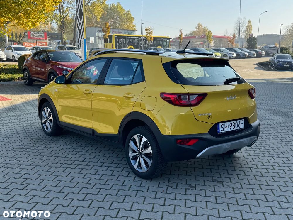 Kia Stonic 2023 photo 3