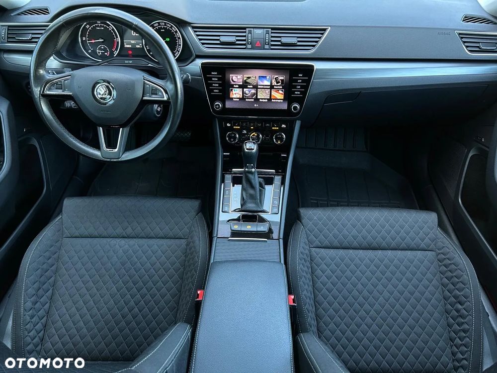 Skoda Superb 2.0 TDI 4x4 Style DSG - 5