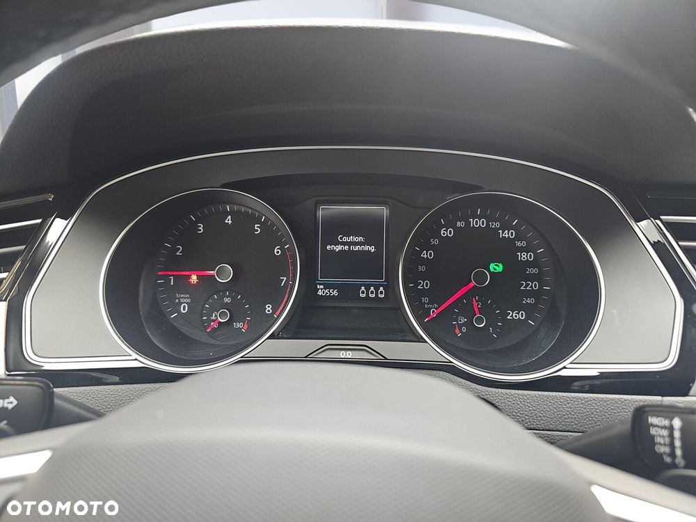 Volkswagen Passat Variant 1.5 TSI EVO Business DSG - 16