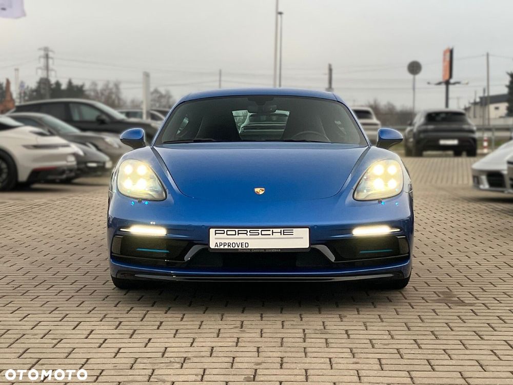 Porsche 718 Cayman - 16