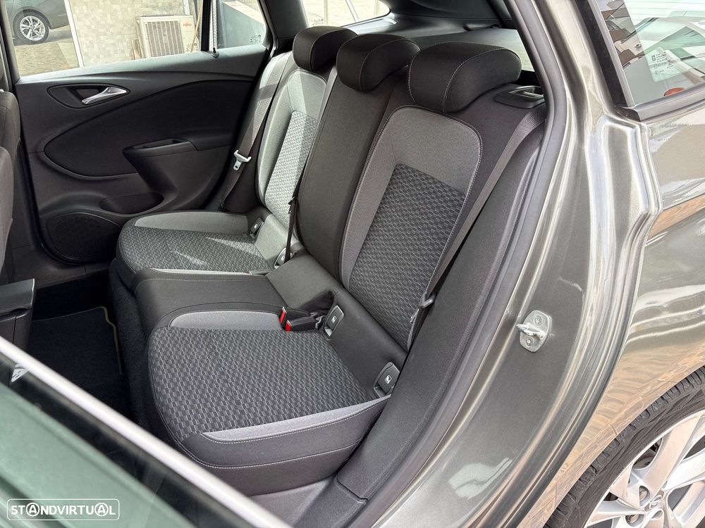 Opel Astra Sports Tourer 1.2 T GS Line S/S - 9