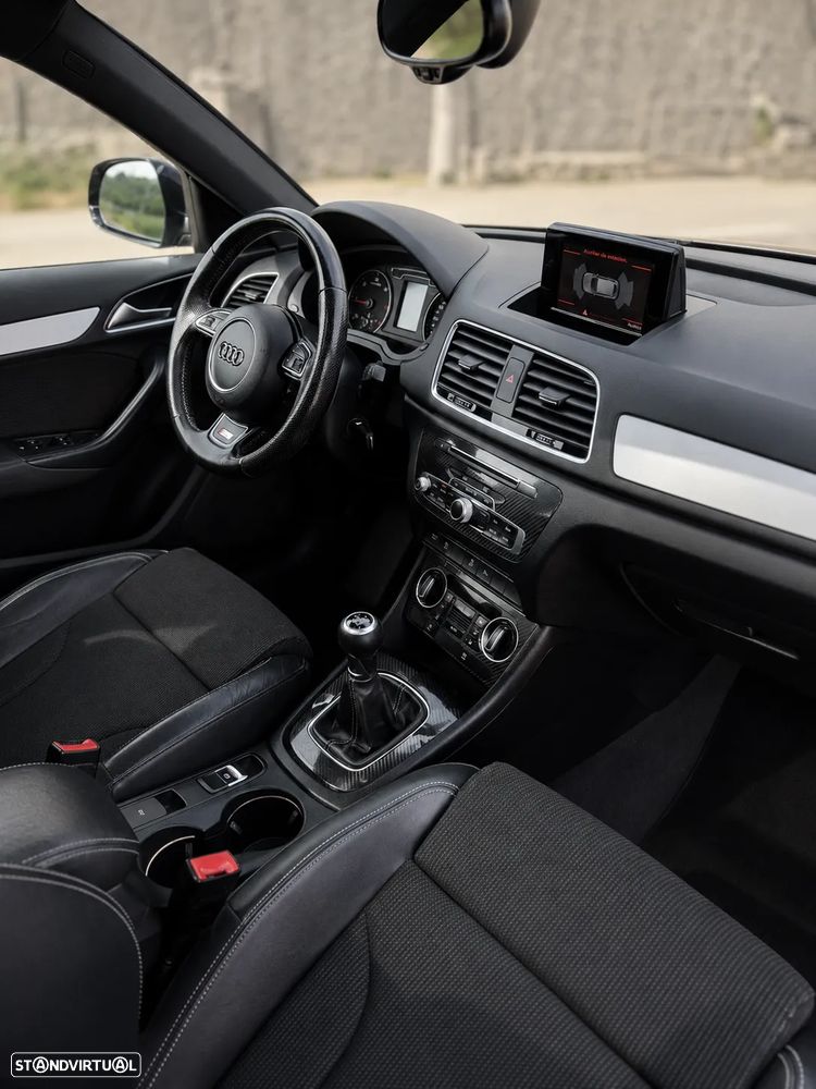Audi Q3 2.0 TDI S-line - 10