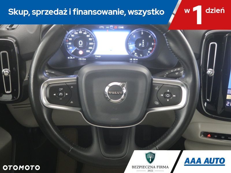 Volvo XC 40 - 18