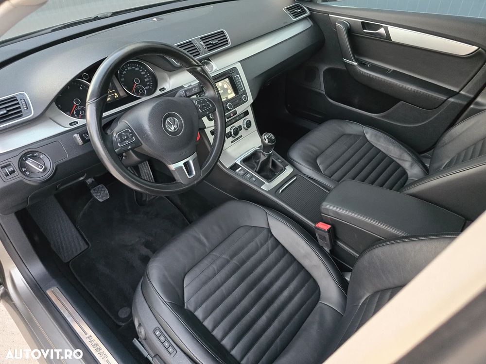 Volkswagen Passat 2.0 Blue TDI DPF Highline - 6