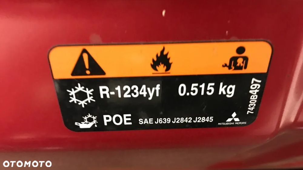 Mitsubishi Outlander Instyle NAVI + - 16