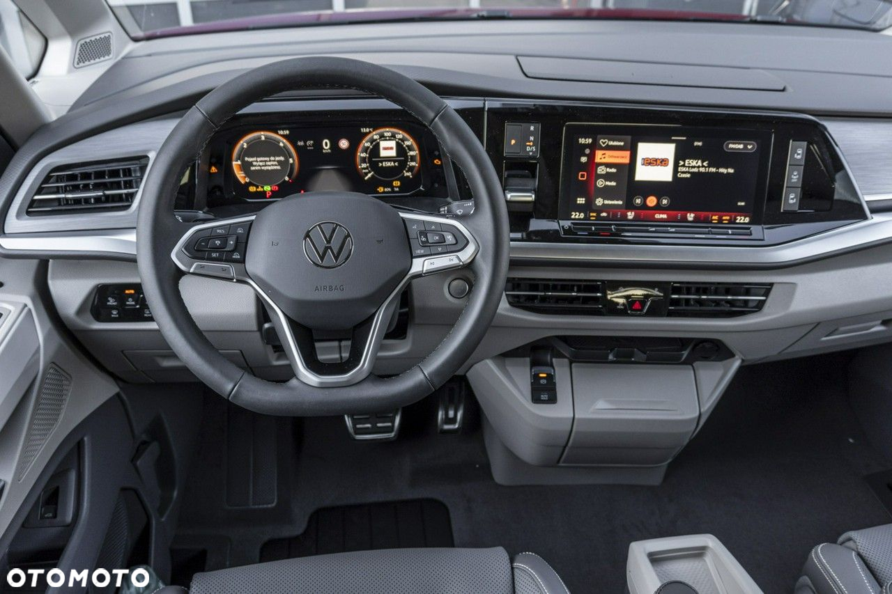 Volkswagen Multivan - 21