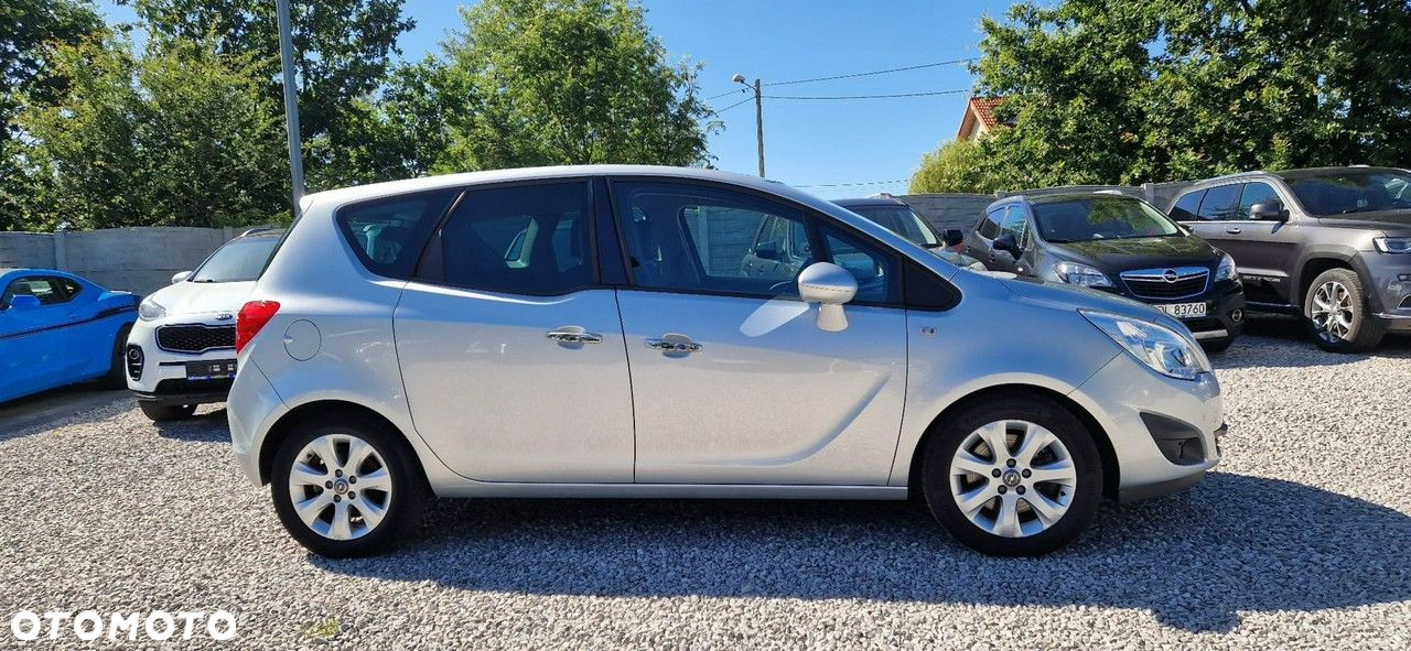 Opel Meriva - 12