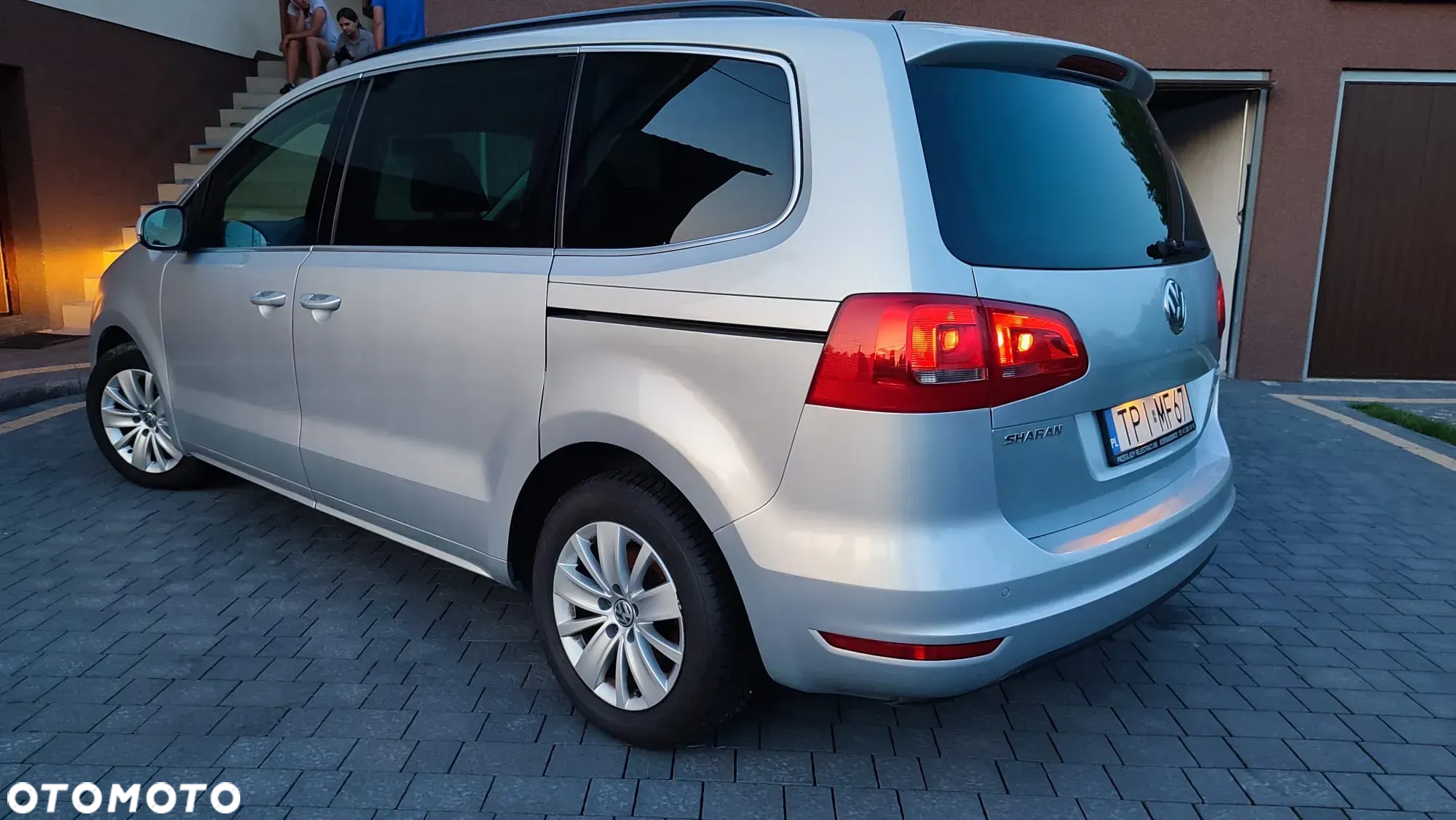 Volkswagen Sharan 2.0 TDI BlueMotion Technology Highline - 24