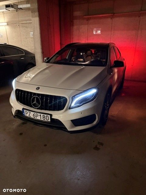 Mercedes-Benz GLA 200 7G-DCT AMG Line - 9