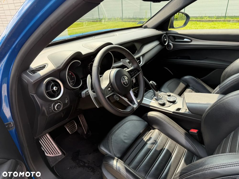 Alfa Romeo Stelvio 2.0 Turbo TI Q4 - 3