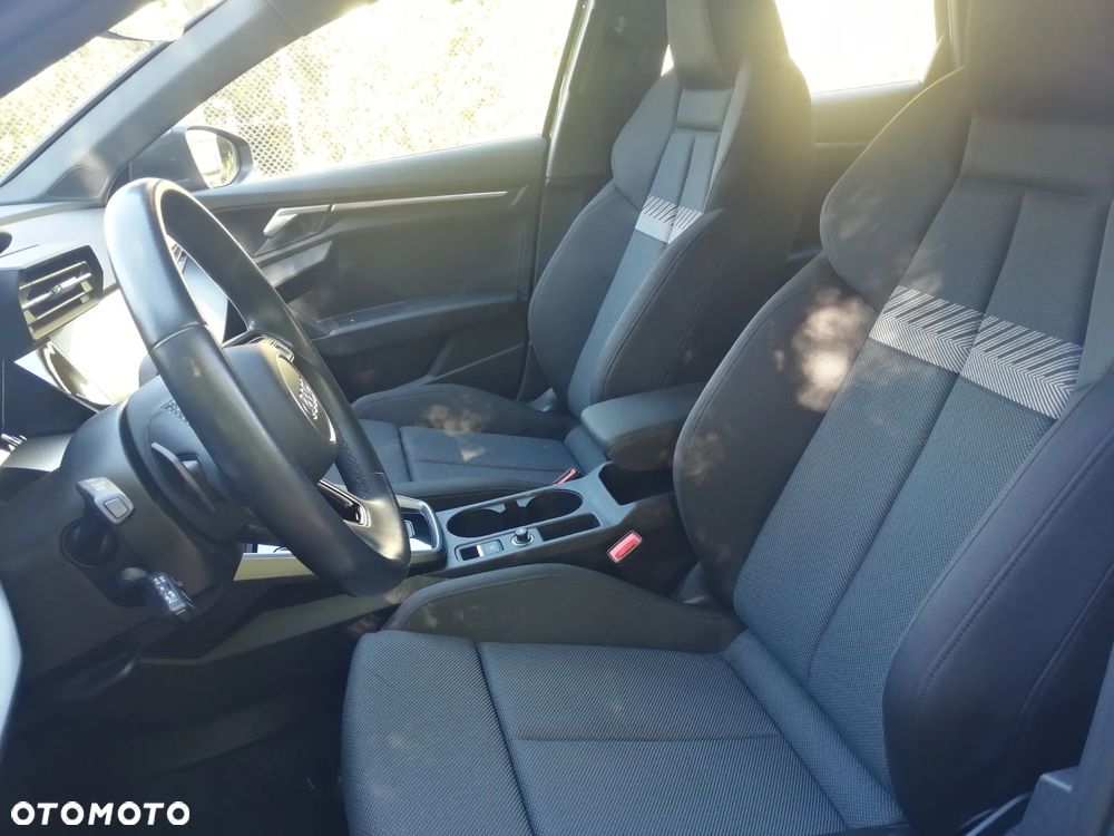 Audi A3 Sportback ver-35-tfsi-sport-s-tronic - 27