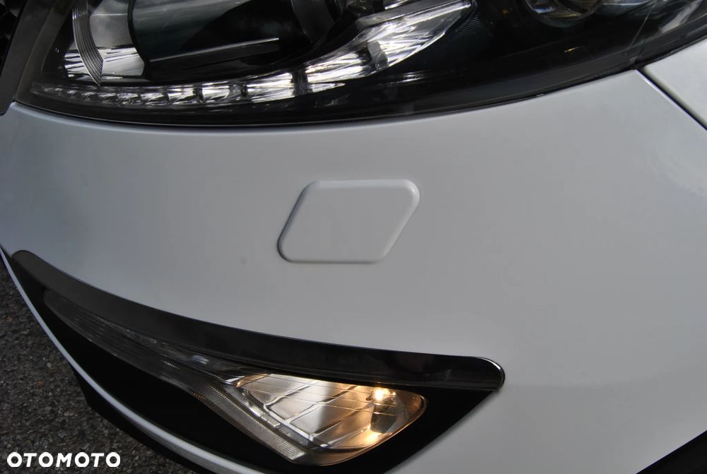 Kia Sportage - 32