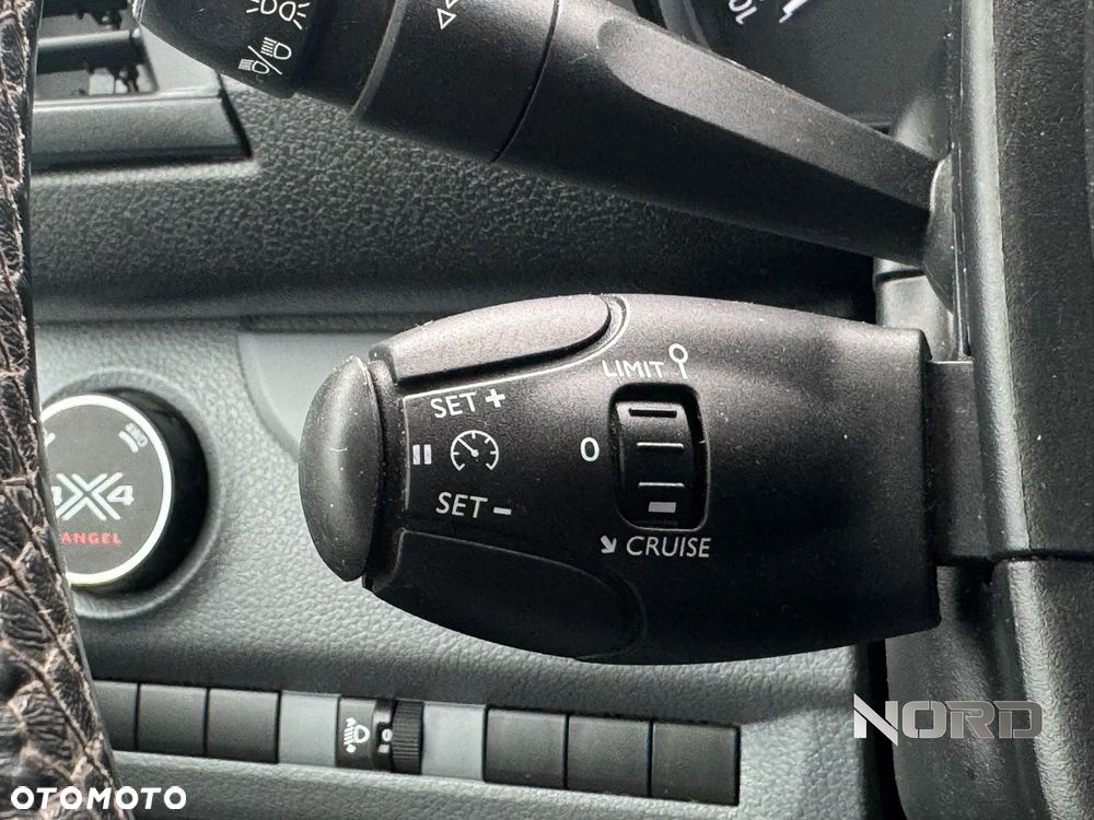Peugeot Expert 2.0 4x4 Standard Premium - 24