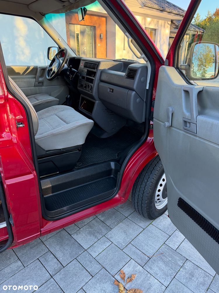 Volkswagen Transporter - 16