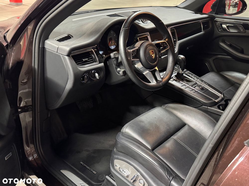 Porsche Macan S - 10