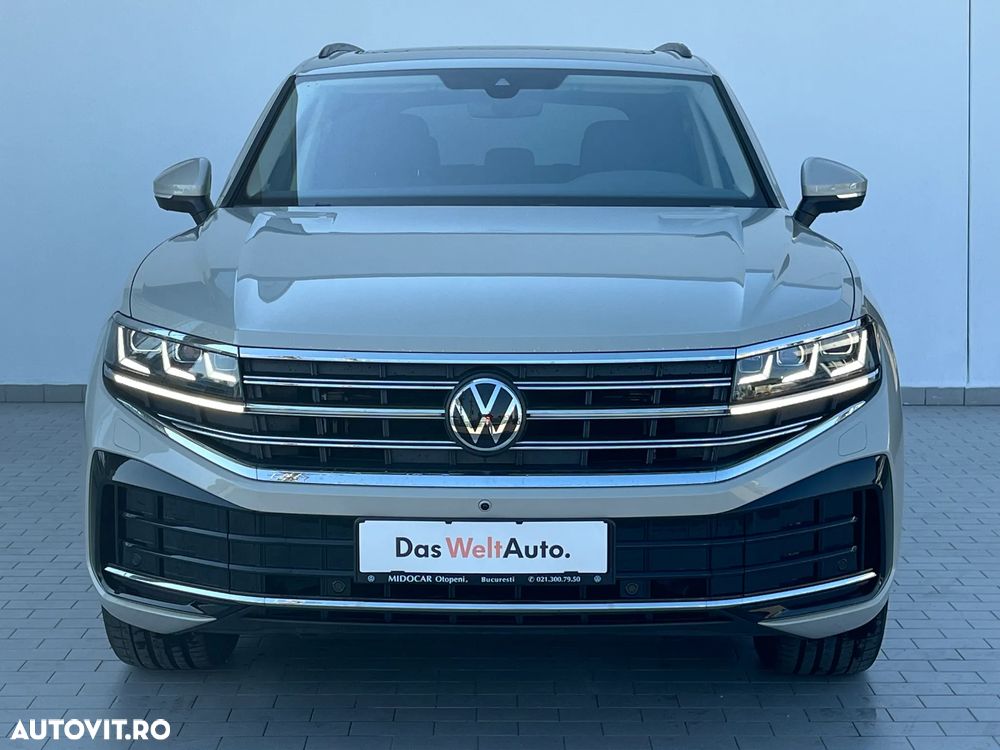 Volkswagen Touareg V6 TDI 4MOTION Elegance - 3
