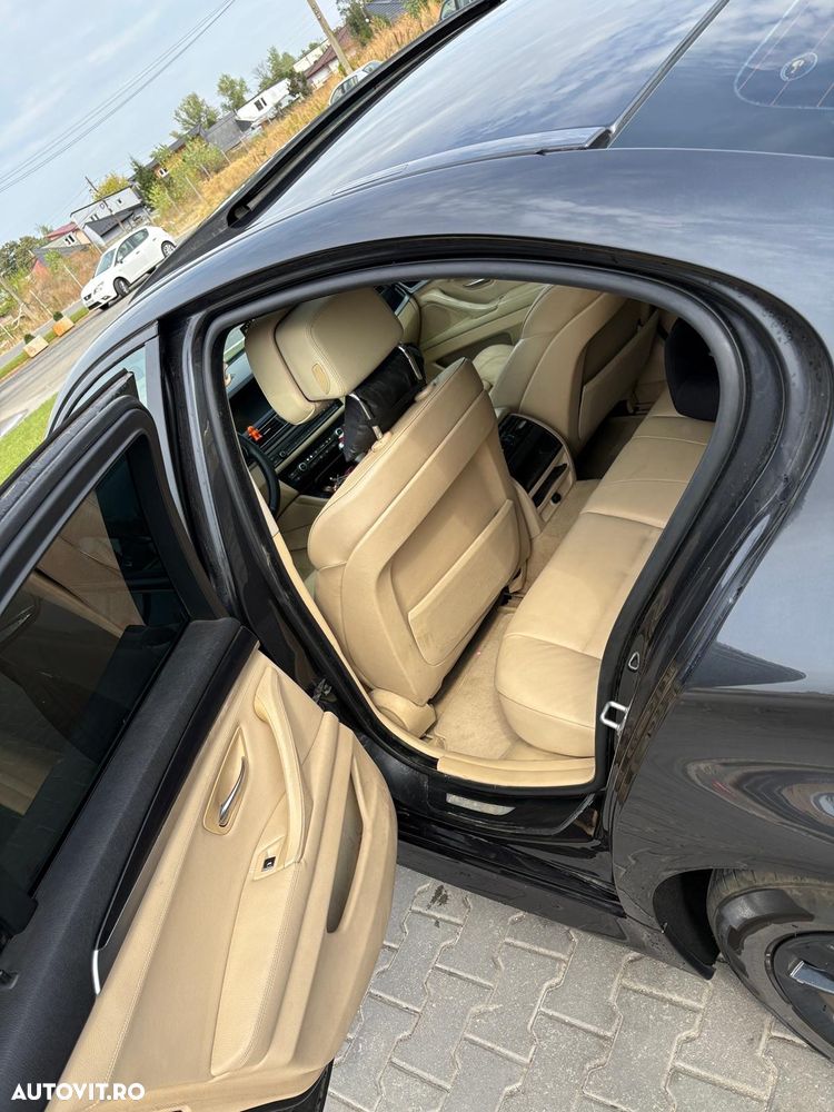 BMW Seria 5 520d - 10