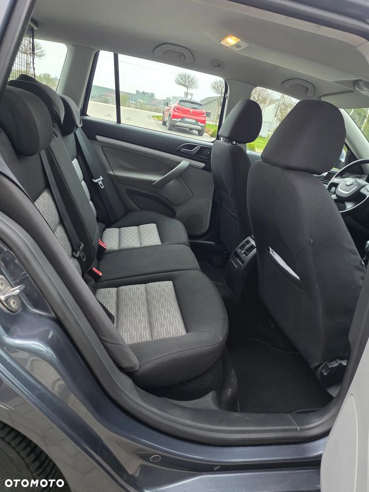 Skoda Octavia 1.6 TDI Ambiente - 9