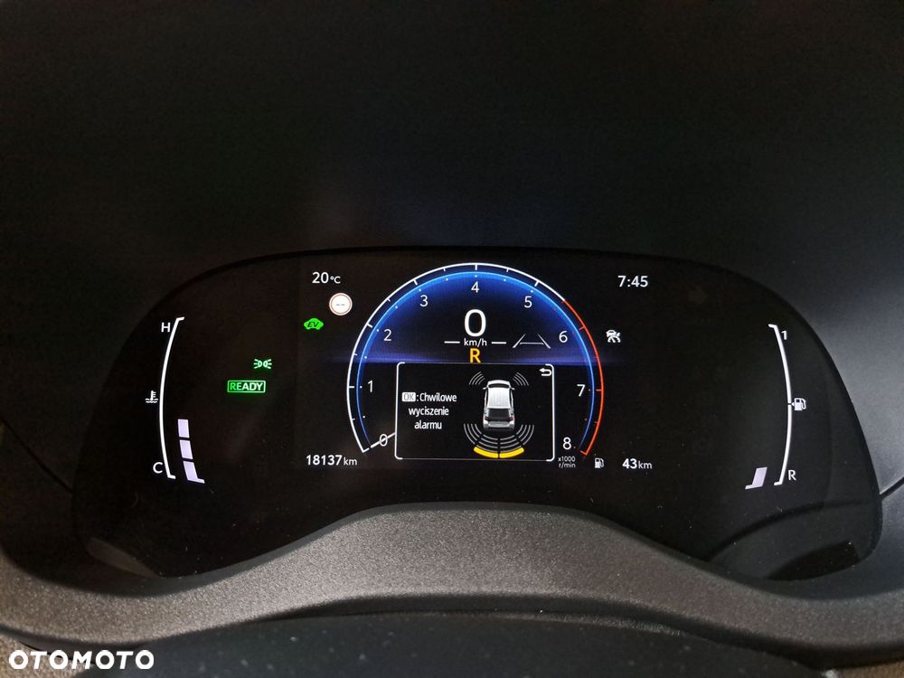Toyota Yaris Hybrid 1.5 Style - 33