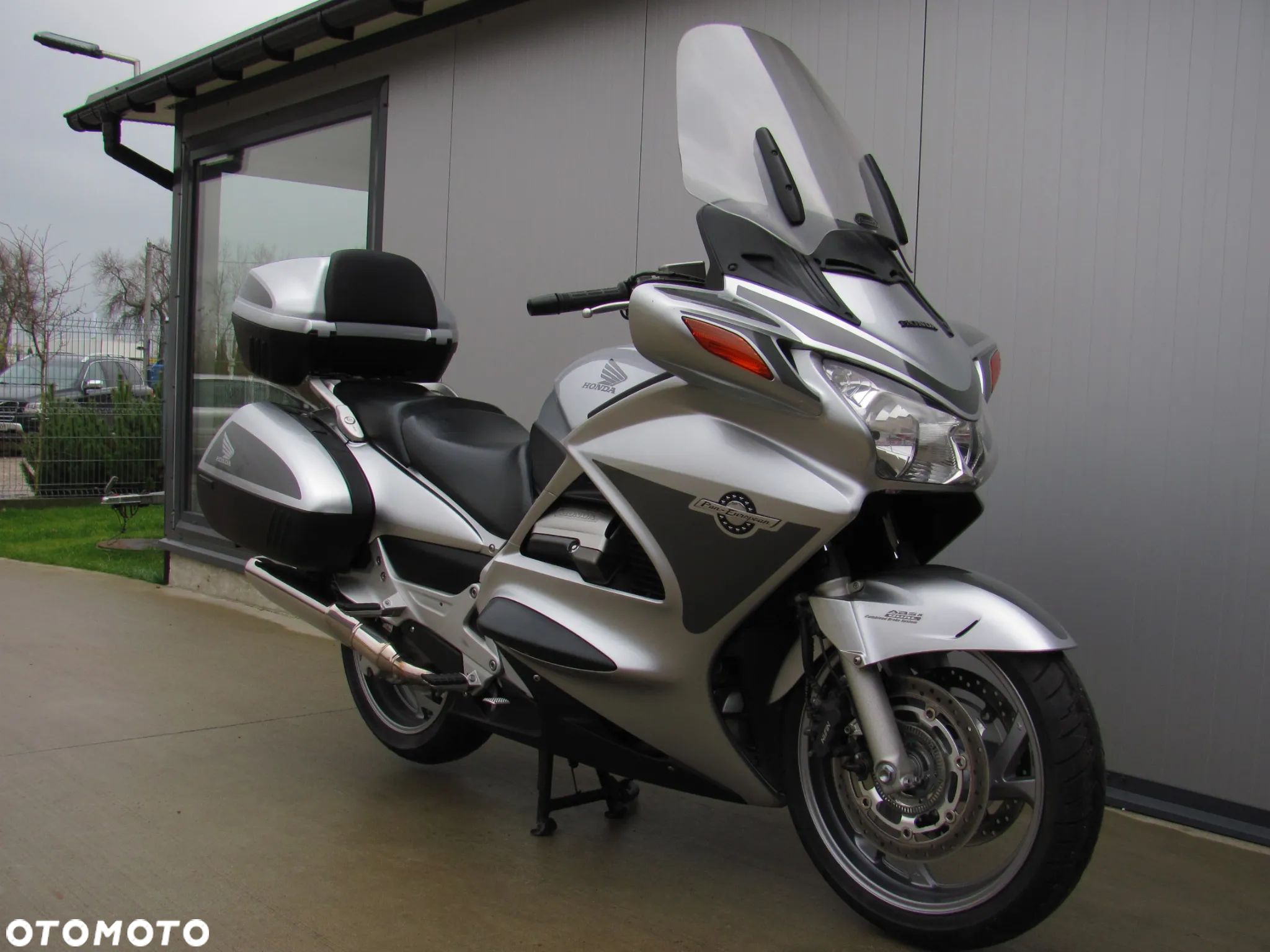 Honda ST - 1