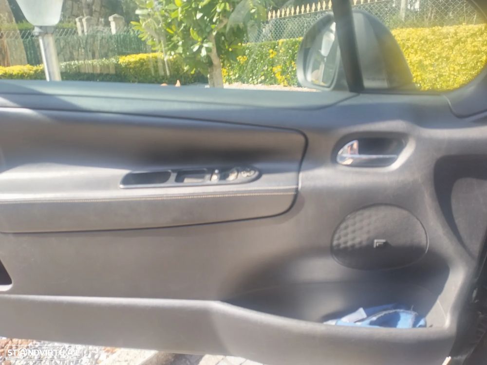 Peugeot 207 1.6 HDi Sport - 9