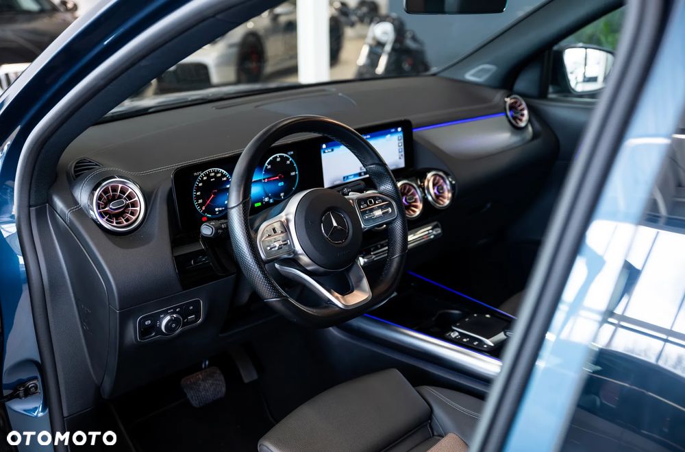 Mercedes-Benz EQA 250 66.5kWh Electric Art - 13