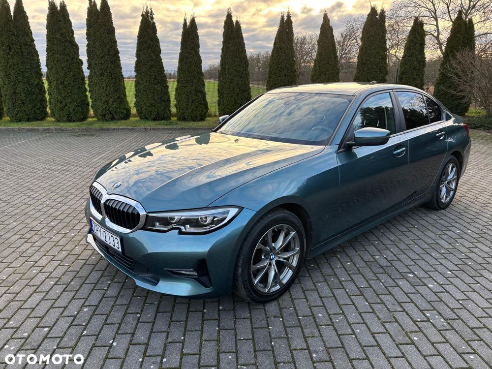 BMW Seria 3 320d mHEV - 8