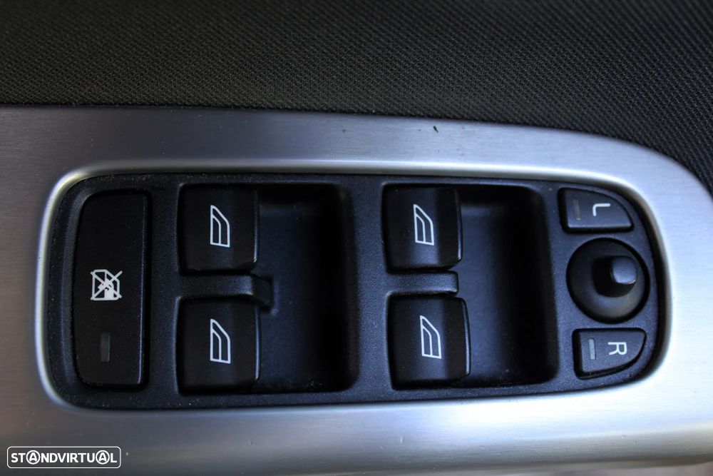 Volvo V50 2.0 D Nível 1 17 - 40