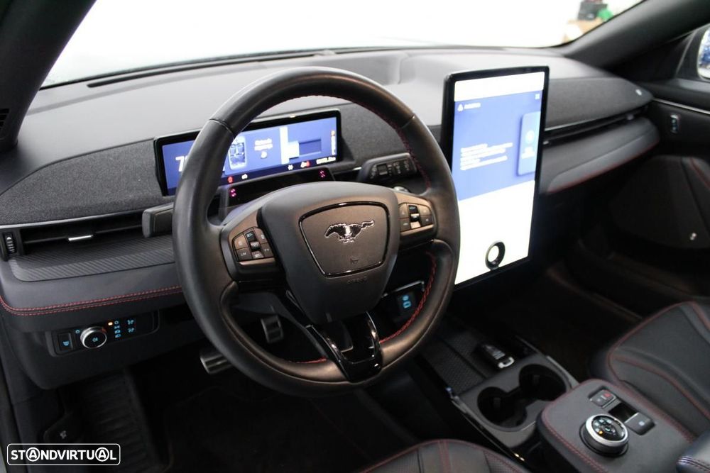 Ford Mustang Mach-E Alargada AWD - 12