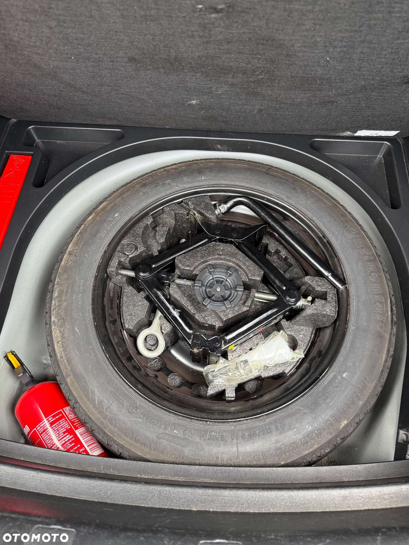 Volvo V40 D4 Momentum - 10