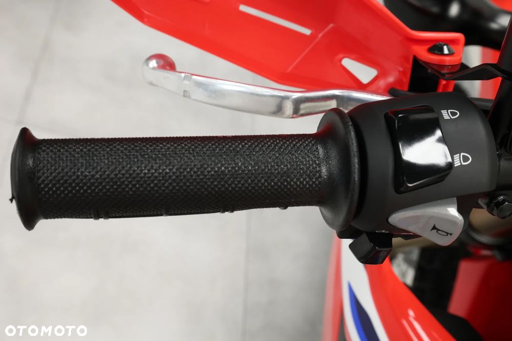 Honda CRF - 18