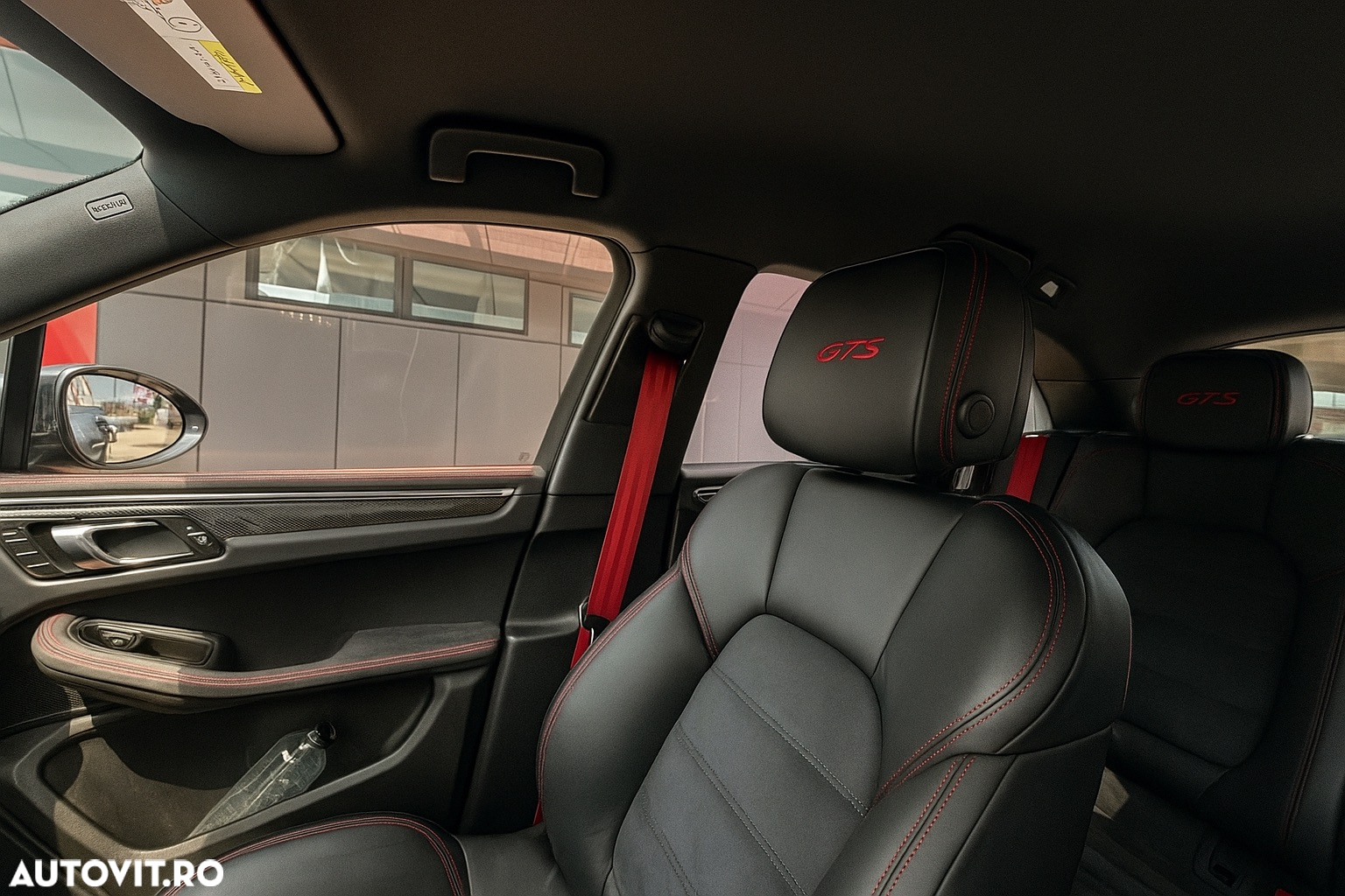 Porsche Macan - 6