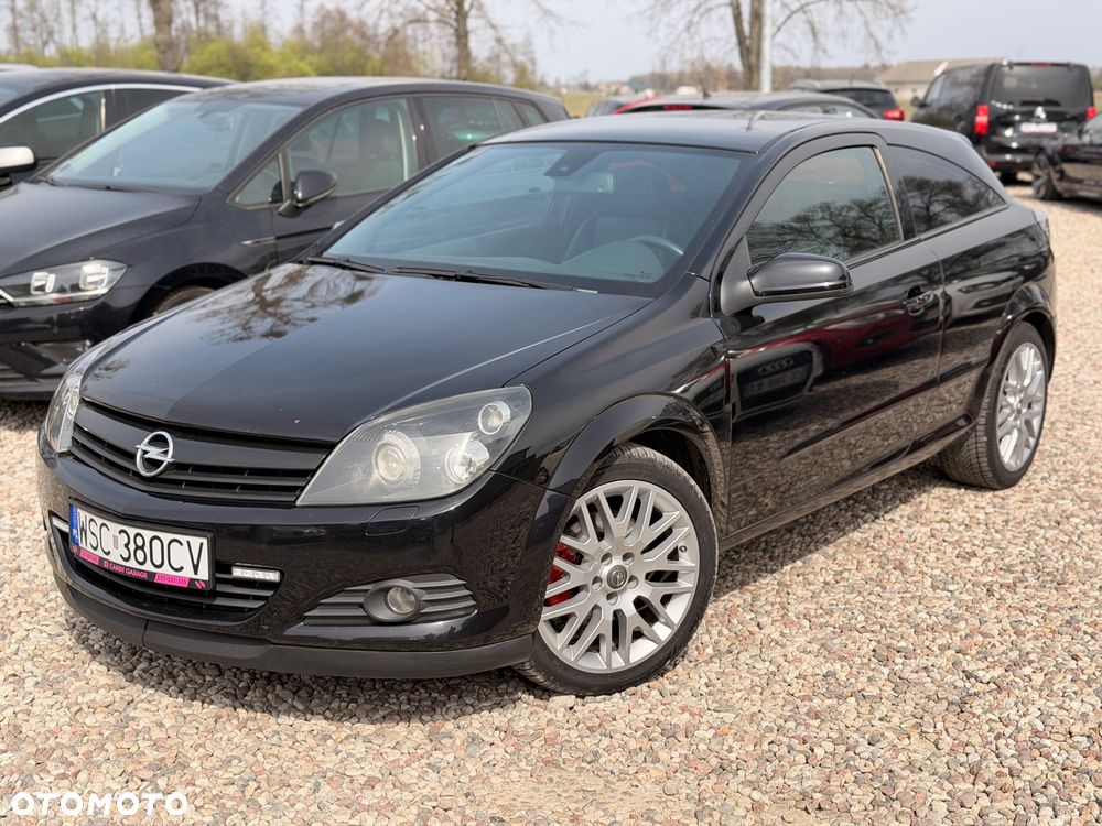 Opel Astra 2.0 T Cosmo - 1