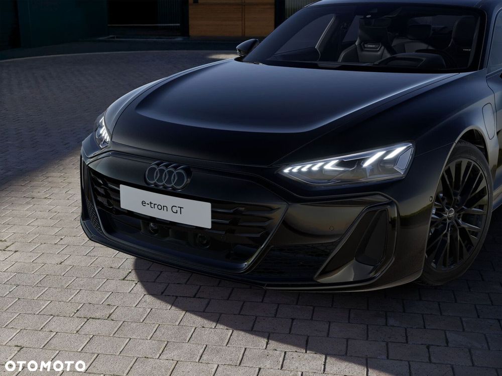 Audi e-tron GT - 7