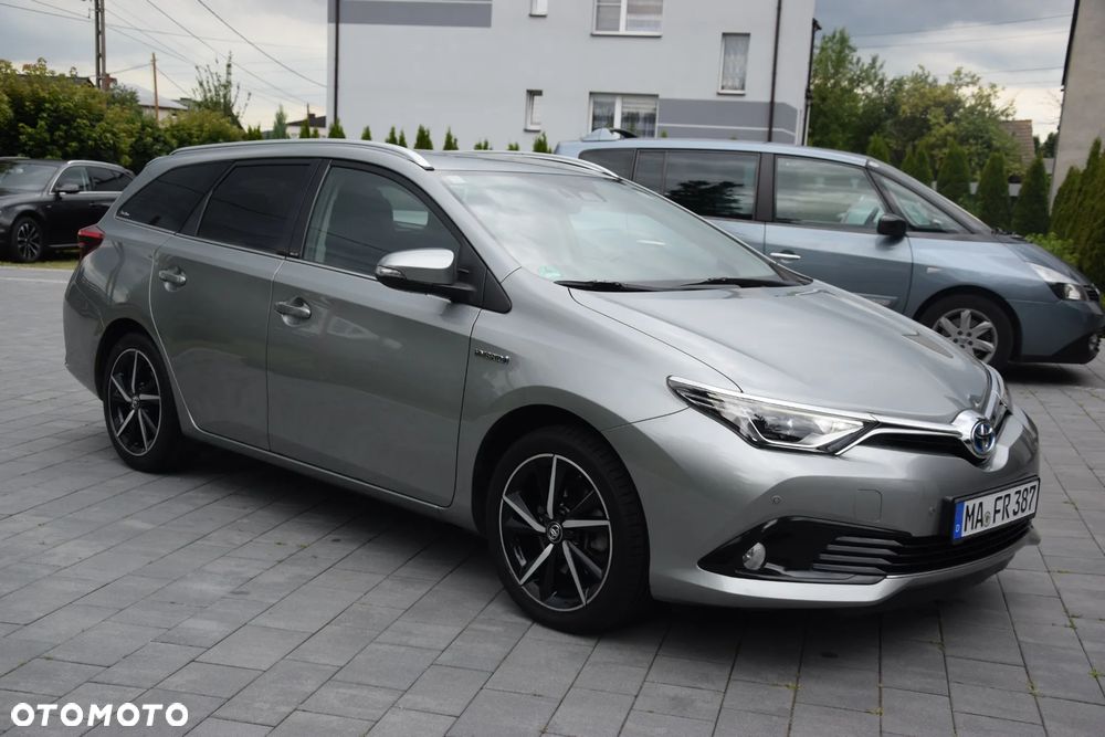 Toyota Auris - 18