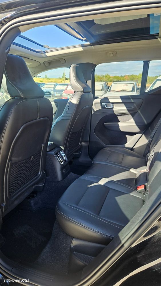 Volvo XC 40 1.5 T5 PHEV Momentum Plus - 8