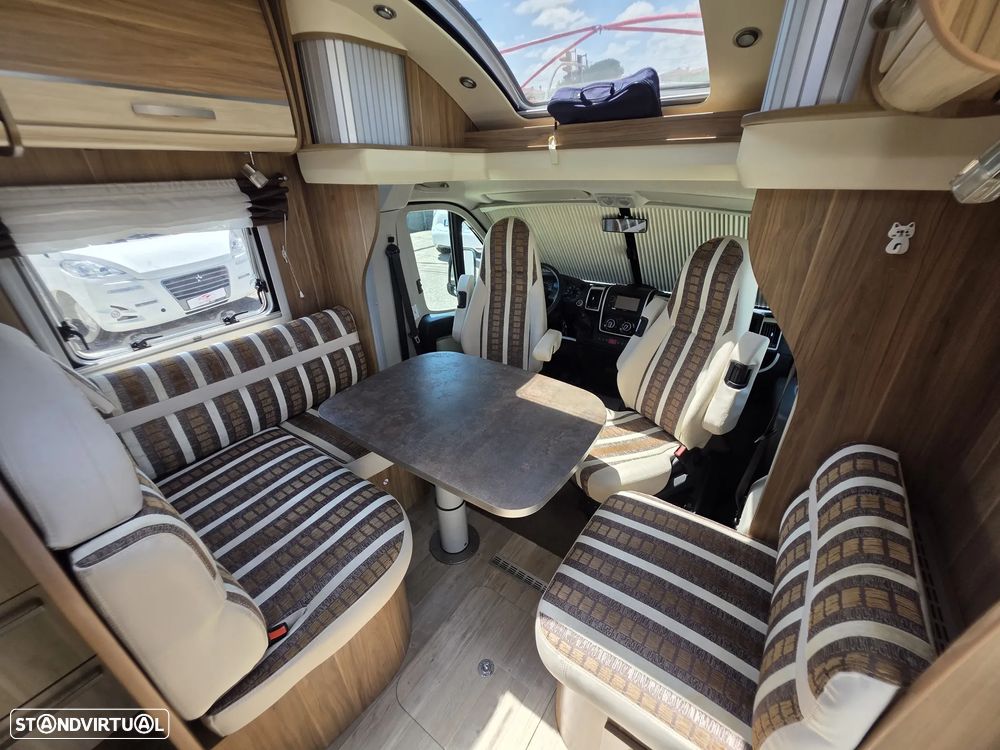 Pilote Reference Explorateur 2.3 130cv Cama Central - 6