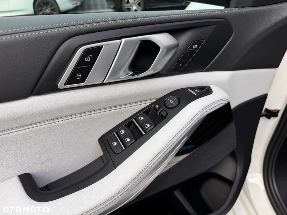 BMW X5 xDrive40i mHEV M Sport Edition sport - 29