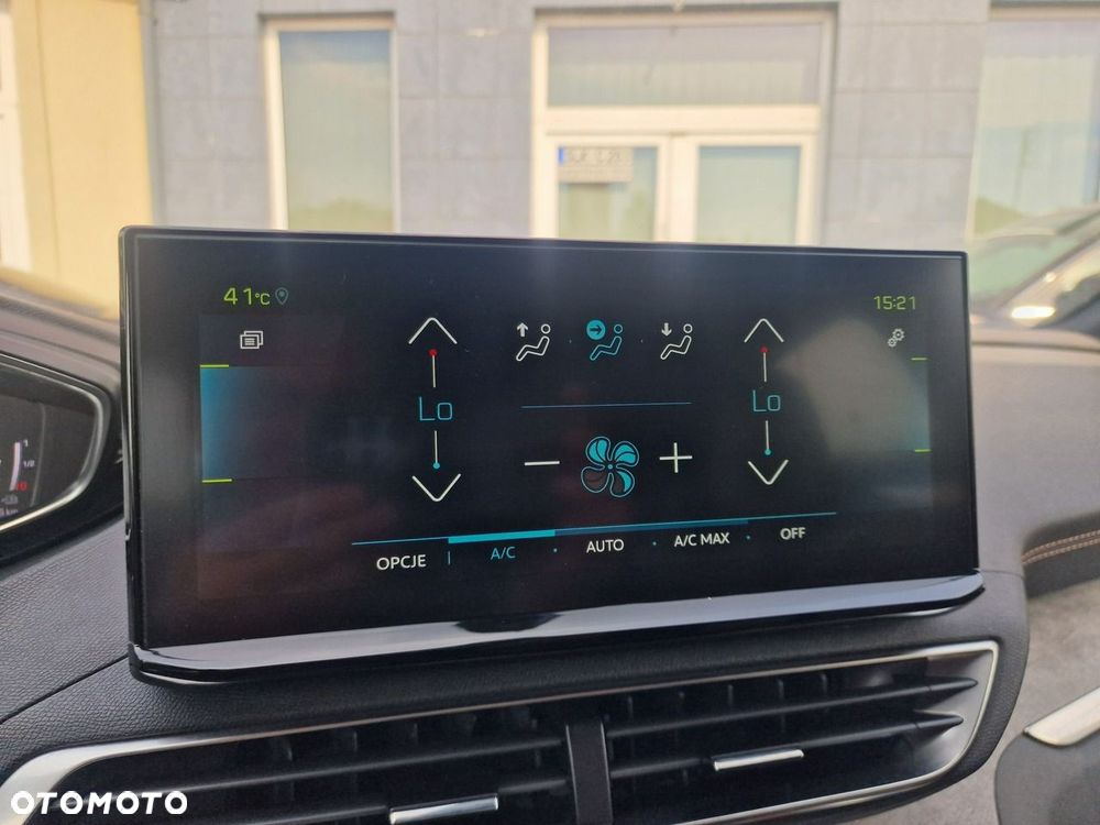 Peugeot 3008 1.6 PureTech Hybrid PHEV GT S&S EAT8 - 29