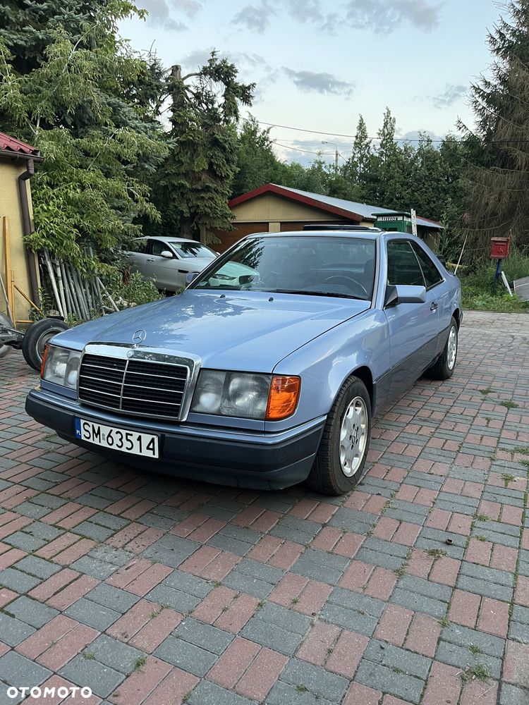 Mercedes-Benz W124