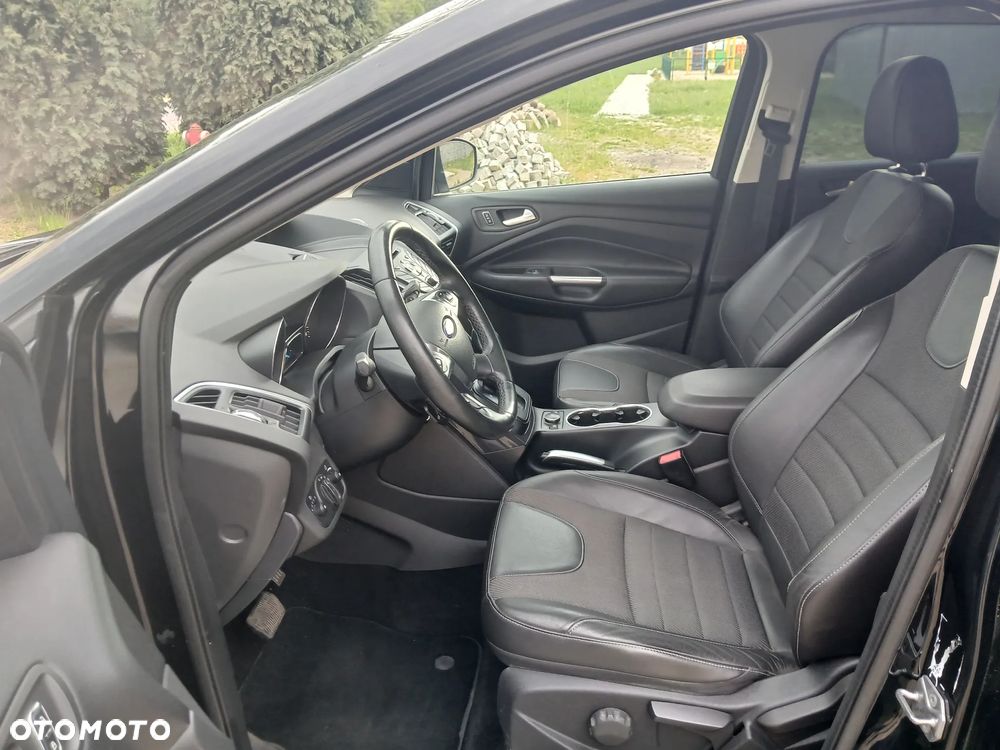 Ford Kuga 2.0 TDCi 4x4 Titanium - 3