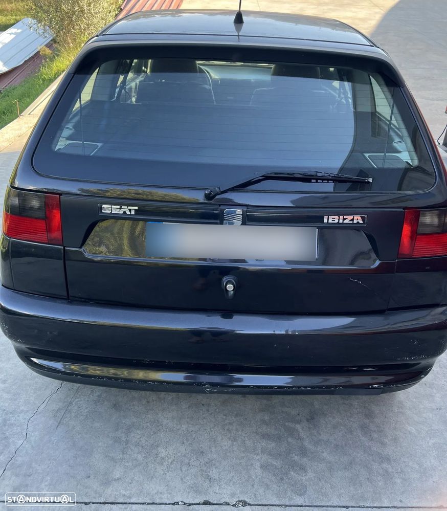 SEAT Ibiza - 4