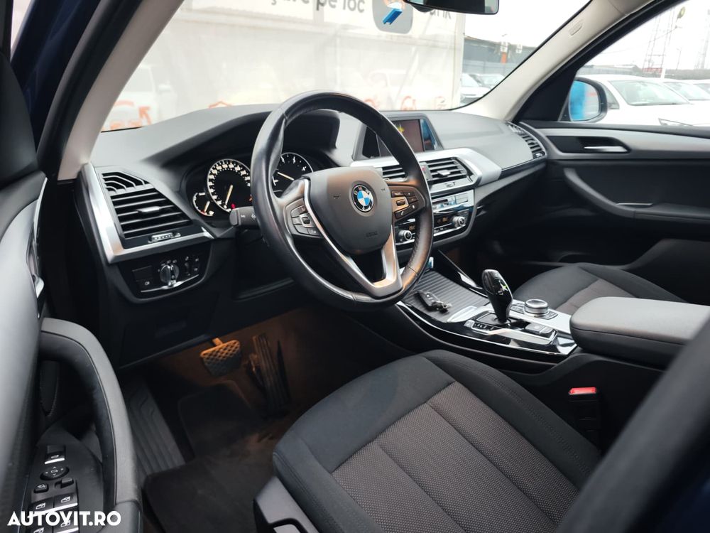BMW X3 sDrive18d AT MHEV - 10