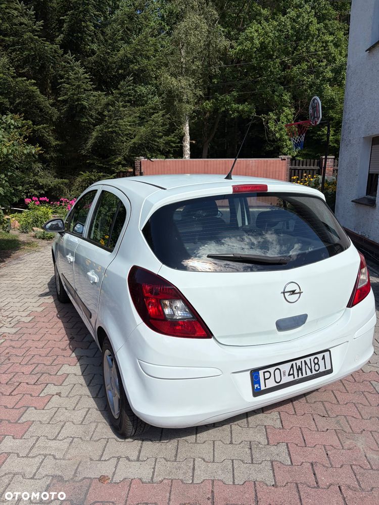 Opel Corsa 1.3 CDTI Essentia - 12
