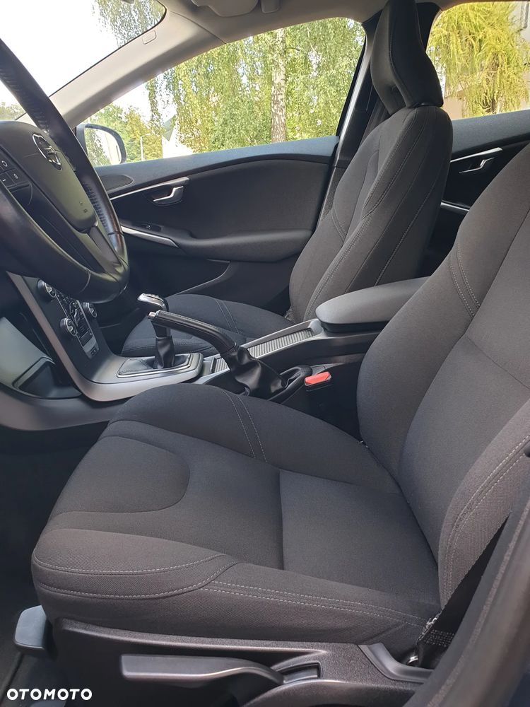 Volvo V40 Cross Country D2 Plus - 23