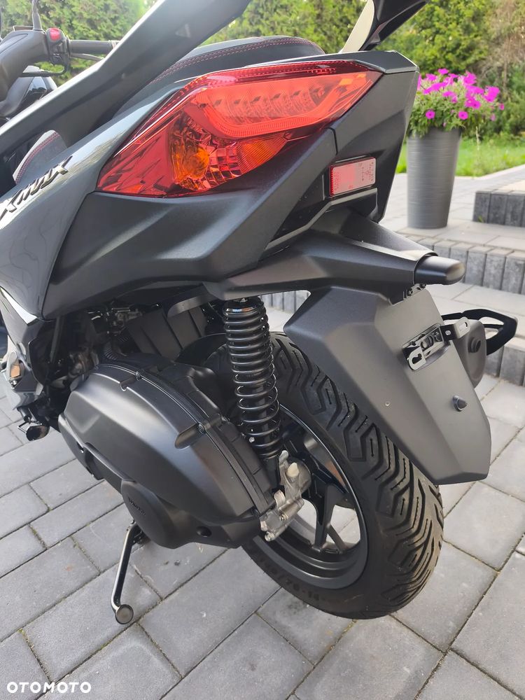 Yamaha NMAX - 5