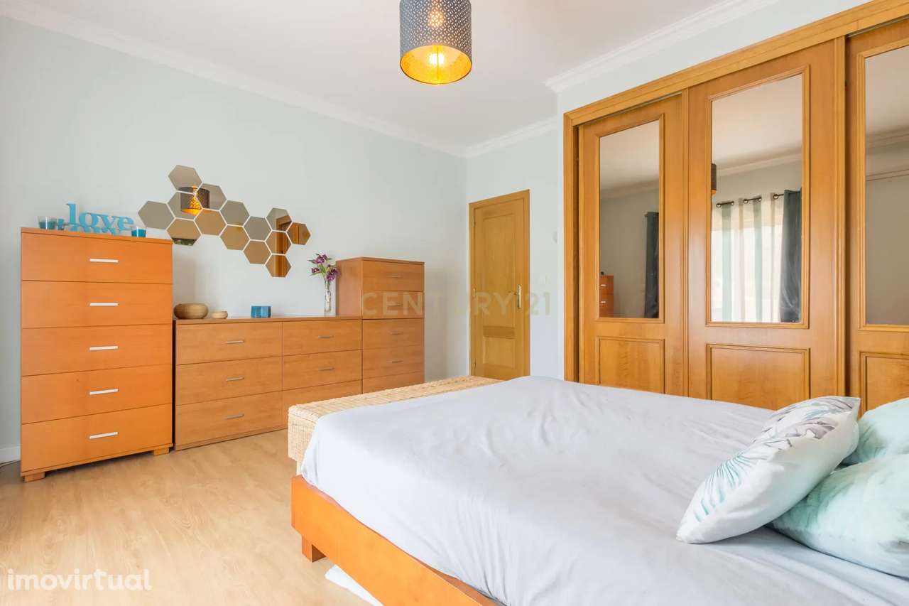 Duplex Costa Caparica 6 ass. com Garagem - Grande imagem: 4/35