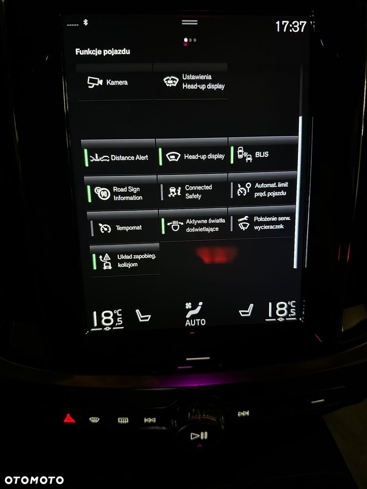 Volvo V60 T8 AWD Plug-In Hybrid Inscription - 20