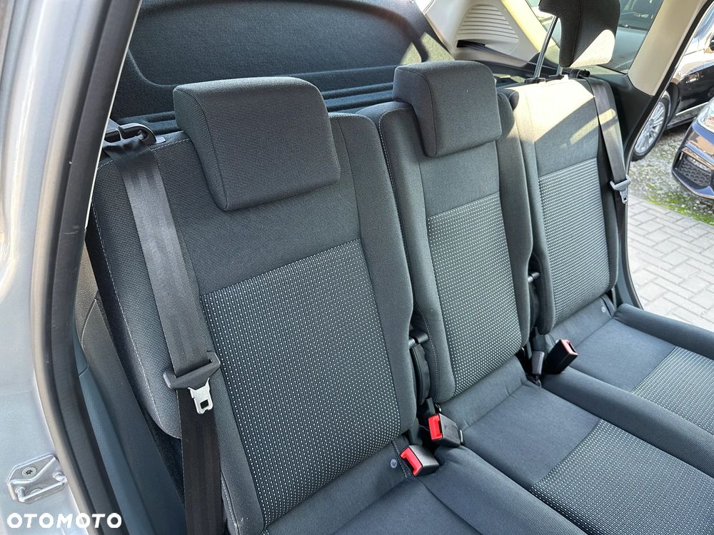 Ford C-MAX - 24