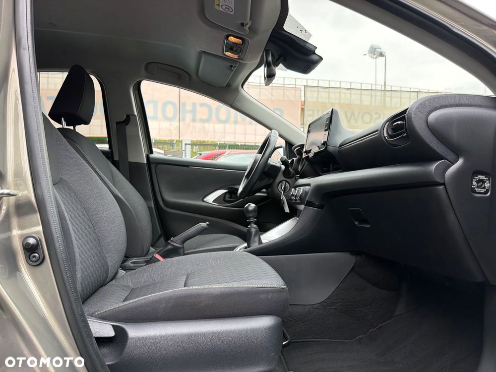 Toyota Yaris 1.5 Selection Elegant - 23